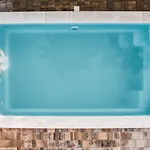 & Blue * Ražanac