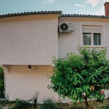 & Blue Villa *
