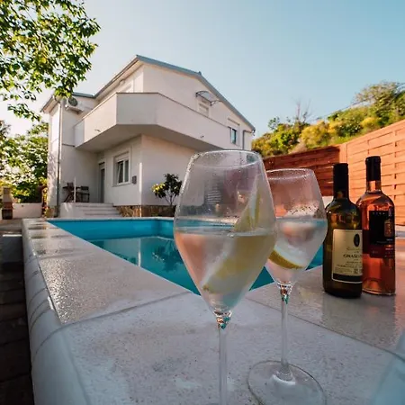 & Blue Villa