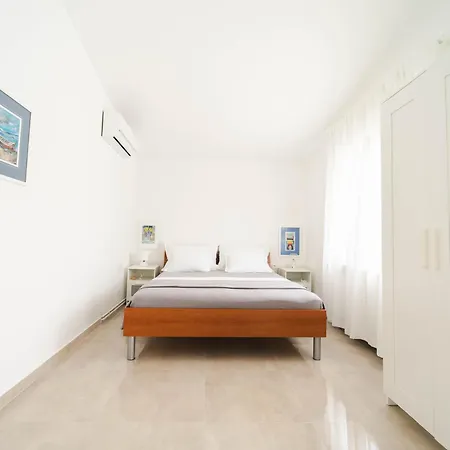 & Blue 别墅 Ražanac