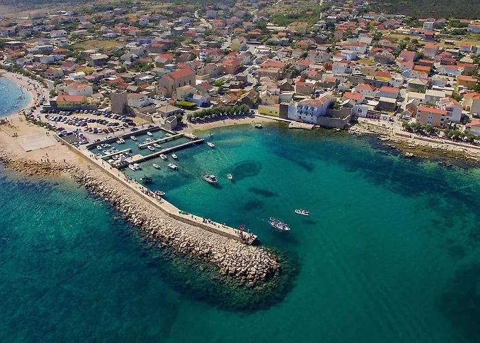 & Blue Vila Ražanac